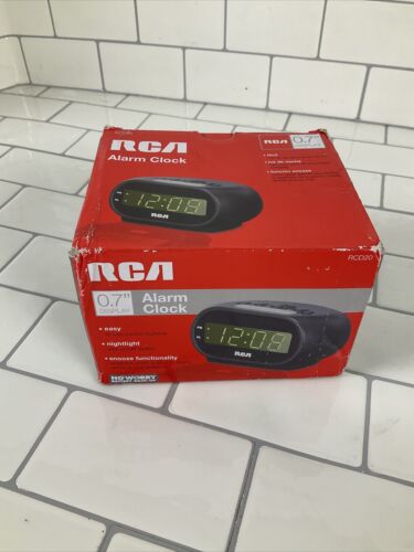 0.7" LED Display Digital Snooze Night Light Alarm Clock RCD20 (6922783293623)